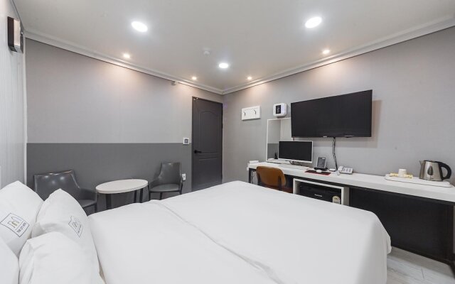 Gwangju Cheomdan the City Hotel