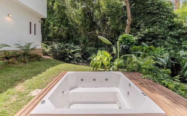 Casa Chipre 65 by Wynwood House