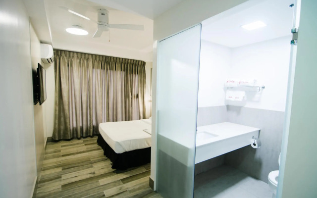 Travelite Express Hotel