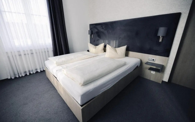 N9 Hotels