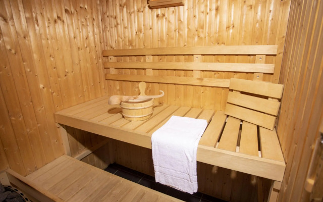 Nice Villa With Sauna