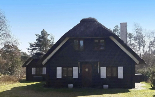 6 Person Holiday Home in Rømø