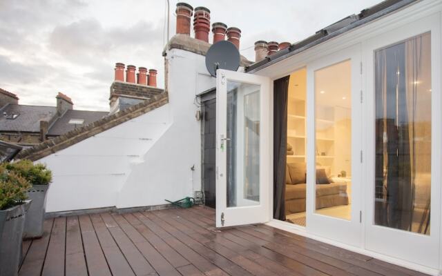 4 Bedroom House Next to Primrose Hill