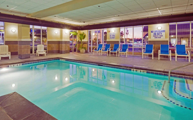 Holiday Inn Express & Suites Columbia-Fort Jackson by IHG