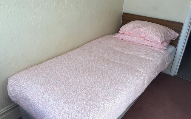 Linden Guest House