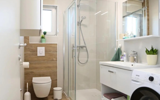 Apartment Gambi with SEA view