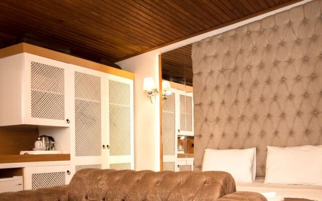 Anar Hotel