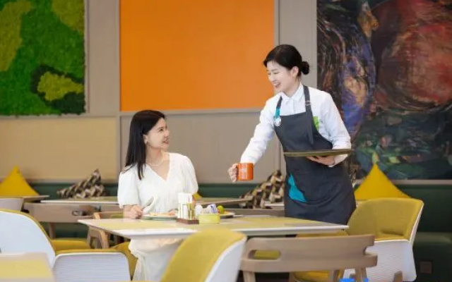 Home2 Suites by Hilton Chengdu Qingyang – People – Chengdu