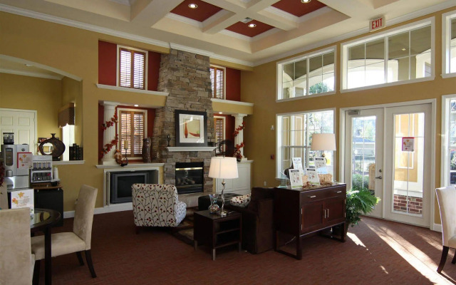 Oakwood Raleigh Brier Creek