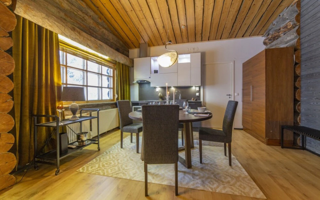 Kuukkeli Log Houses Teerenpesä - Superior Suite A49