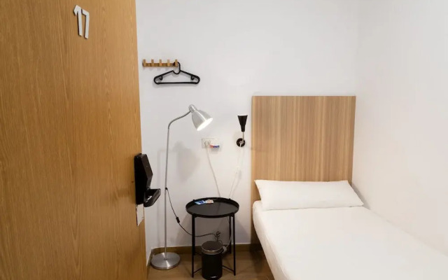 Siesta & Go - Hostel