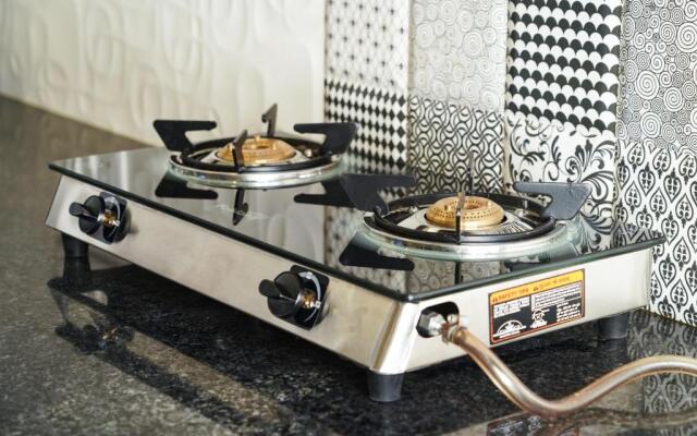 Lime Tree 2 Bhk serviced Apartment Near Fortis Gurgaon