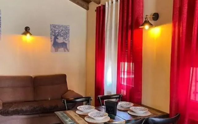 Casas Del Barranco De La Hoz