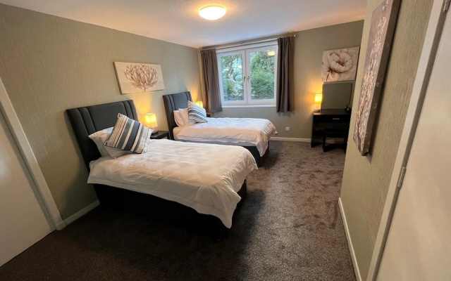 Rossal House Apartments