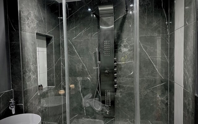 Croydon Cozy Retreat - 2 Bedroom Luxury Home