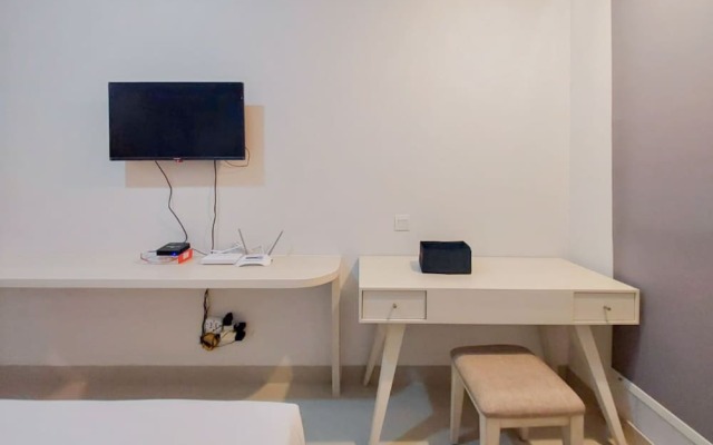 Scenic And Homey Studio Barsa City Apartment