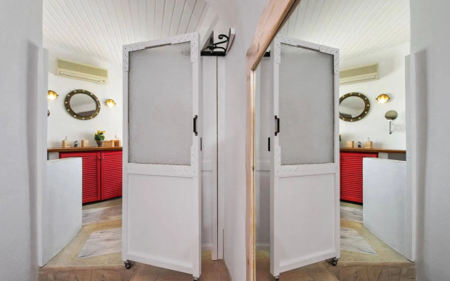 Old Vourvoulos Houses