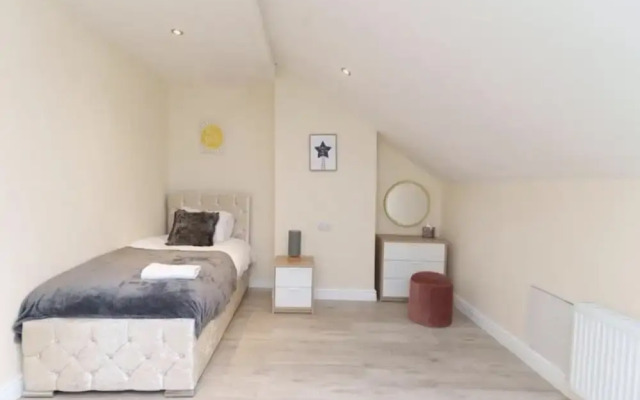 Dior House Apartments