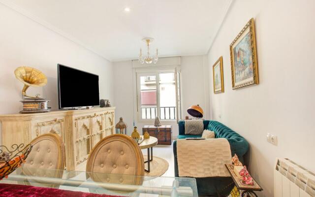 Charming Apartment in Gijón near Seabeach