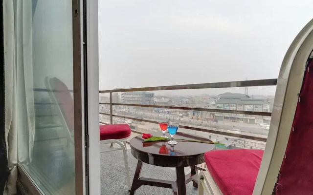 Hotel Golden Leaf Kashmir