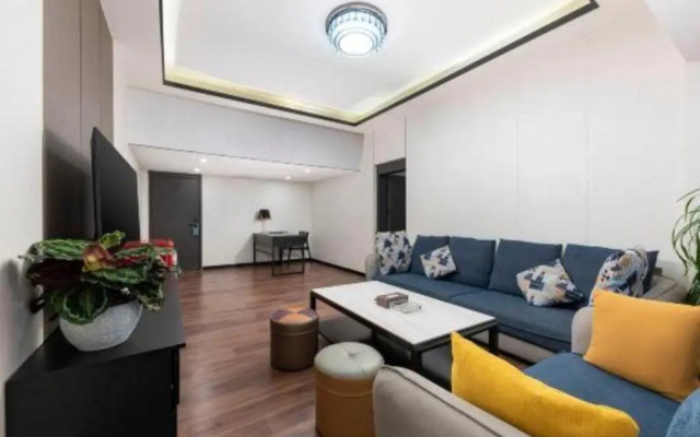 Movie Star Hotel