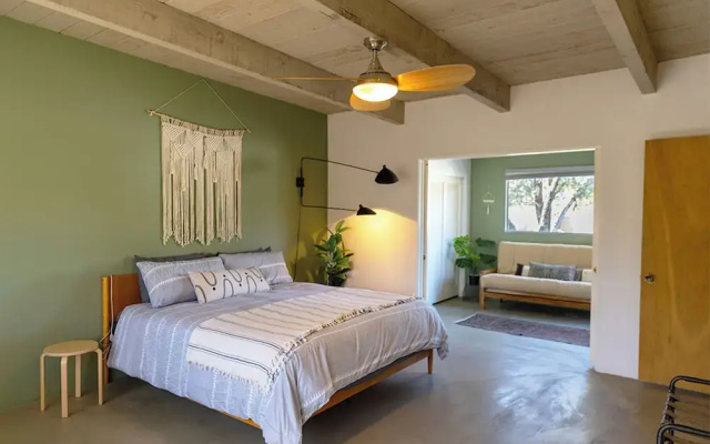3BR Designer Hideaway w/ Private Pool, spa