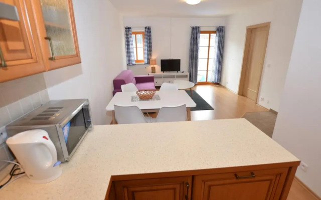 Modish Apartment in Nova Pec Near Lake
