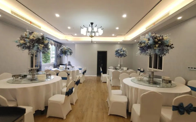 Chongqing Rongchang Haitang Hotel