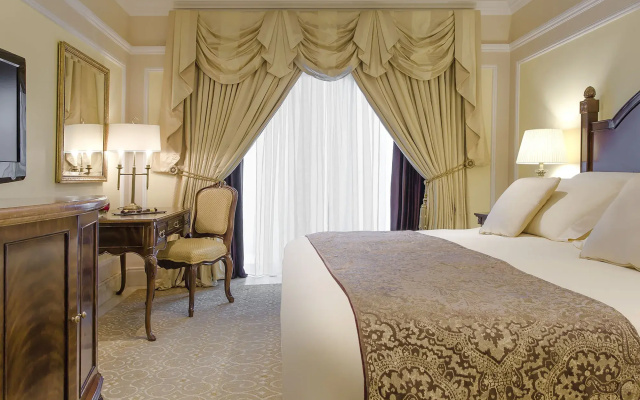 The Regency Hotel, Kuwait
