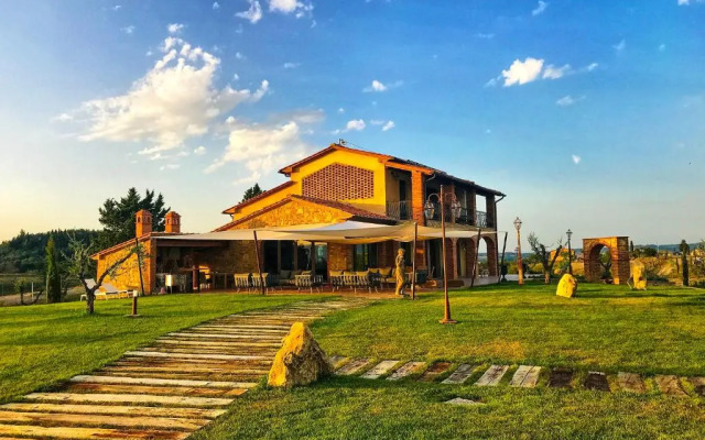 Villa Massimiliano by PosarelliVillas