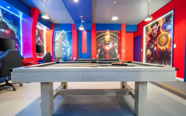 Stunning 15 Suites Close to Disney