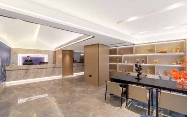 Waiting Hotel (Shanghai Jing'An Temple Beijing West Road)