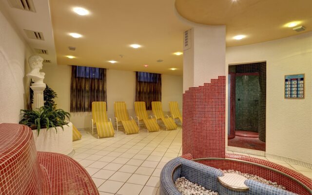 Ahrner Wirt Apartments