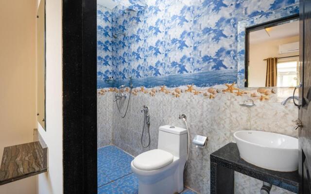 Derive Hotel by Amor
