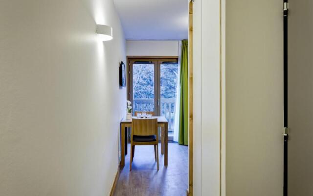 Appartement Brides-les-Bains, 1 pièce, 2 personnes - FR-1-512-112