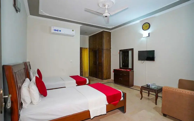 Capri Inn Guest House
