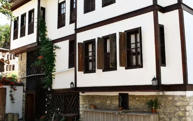 Yedekcioglu Konak