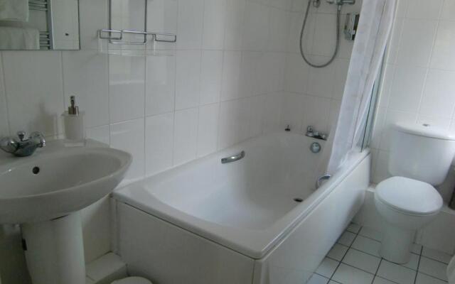 Hatsue Guest House