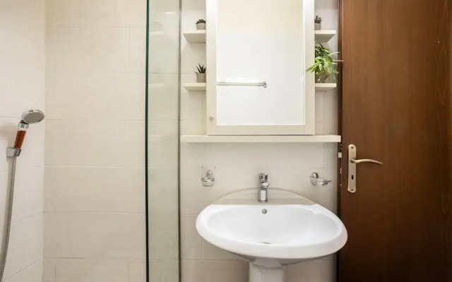 Jeannette s Seaside Getaway - Kalamata Urban Gem