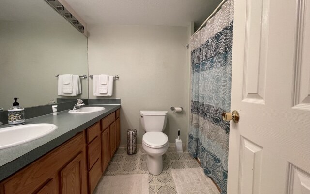 Bayshore RV Park & Guest Suites