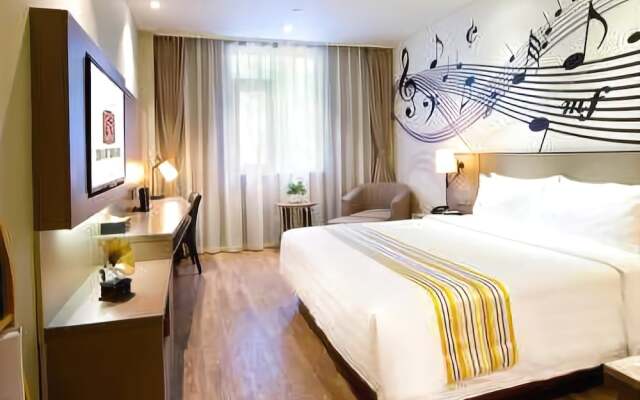 Home Inn Plus (Xi'an Wild Goose Pagoda)