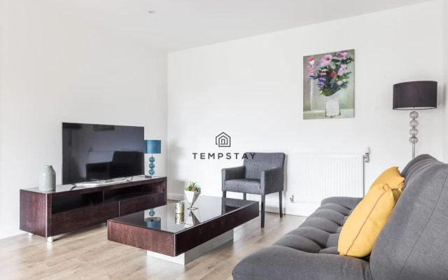 Modern Private Apartment -Balcony-Tube Station