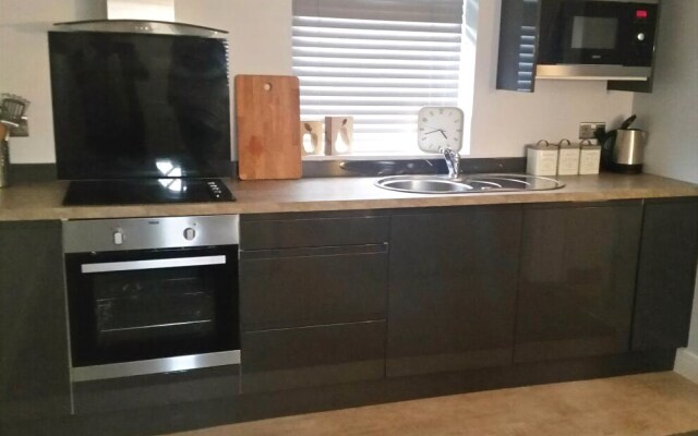 Crown Street House Serviced Apartments by Saffatel