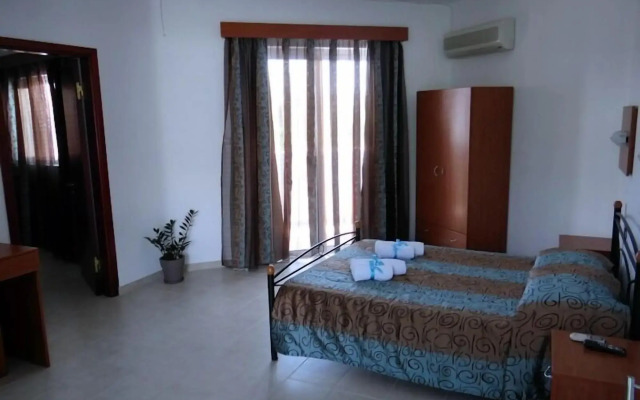 Anelia Boutique Studios & Apartments