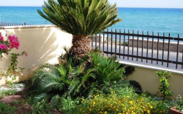 Terrace Mare Corallo