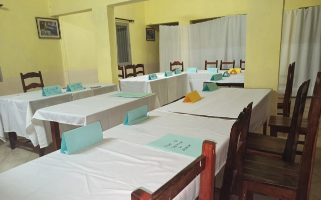Salama Hotel