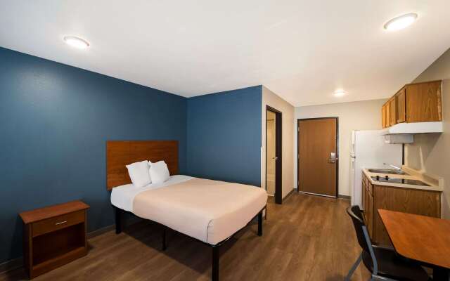 WoodSpring Suites Fort Worth Fossil Creek