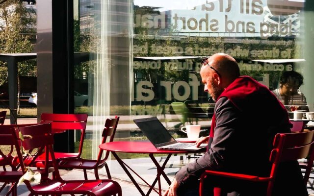 citizenM Schiphol Airport