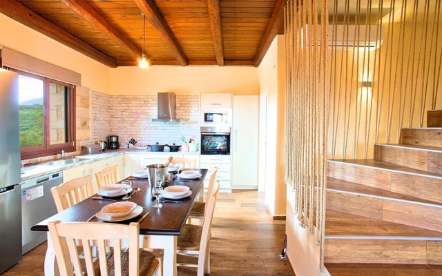 Luxurious Villa With Swimming Pool in Kavallos Greece