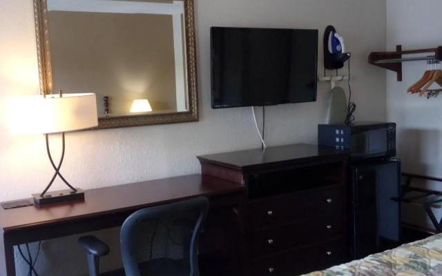Regency Inn